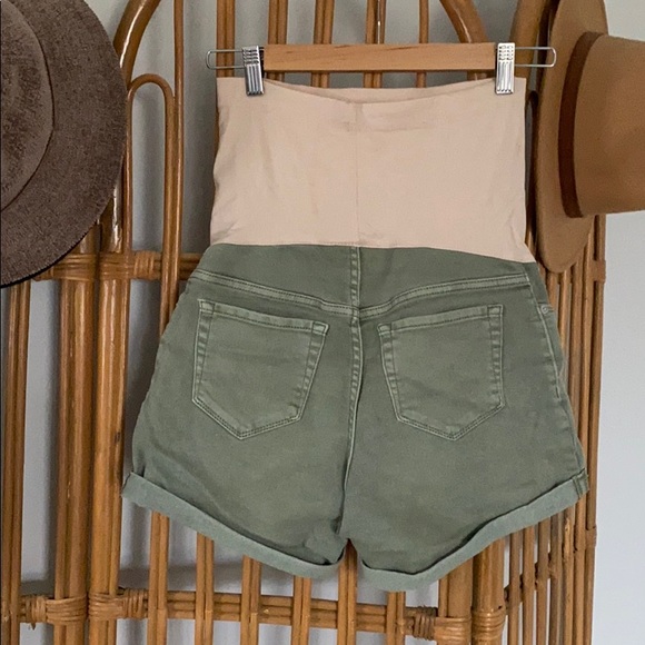 Liz Lange maternity midi denim shorts - Picture 3 of 4